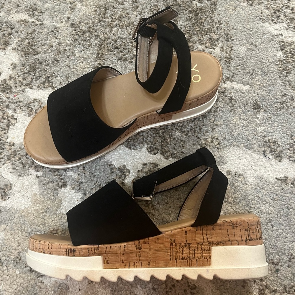 NWOT wedge sandal / espadrille. Size 7 👡